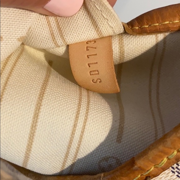 ❌SOLD❌ Louis Vuitton Neverfull GM - Picture 5 of 8